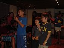Karaoke2 * Daniel, Eric und Philipp "Lebt den der alte Holzmichel noch?" * 1600 x 1200 * (747KB)